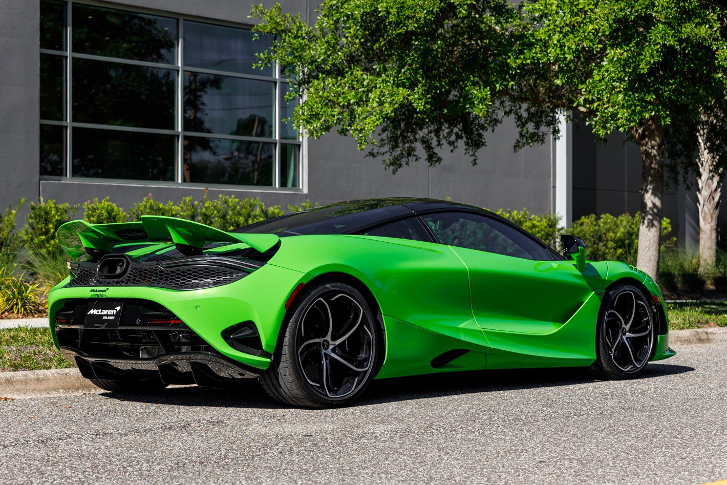 Used 2024 McLaren 750S image 13