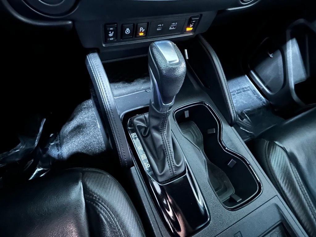 Used 2022 Nissan Frontier Pro-X w/ Pro-X Premium Package image 31