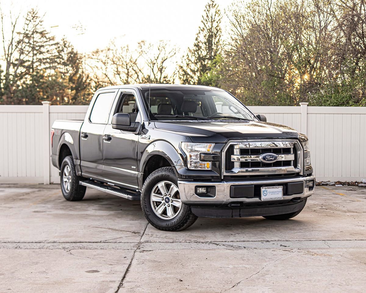 Used 2015 Ford F150 XLT AWD/4WD image 3