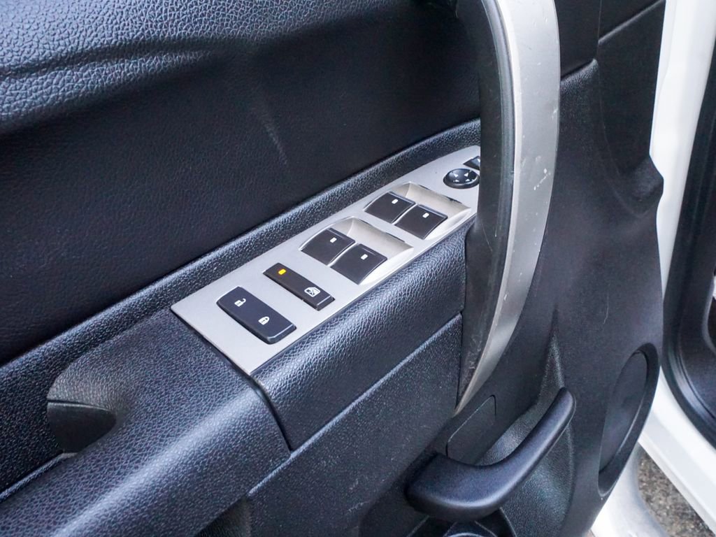 Used 2011 GMC Sierra 3500 SLE w/ SLE Preferred Package image 15