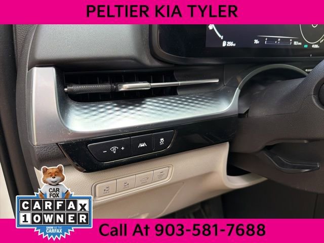 Used 2024 Kia Carnival SX Prestige FWD image 18