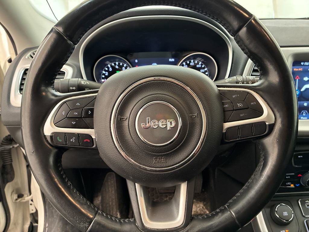 Used 2020 Jeep Compass Sport AWD/4WD image 11