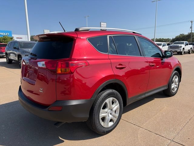 Used 2014 Toyota RAV4 LE AWD/4WD image 3