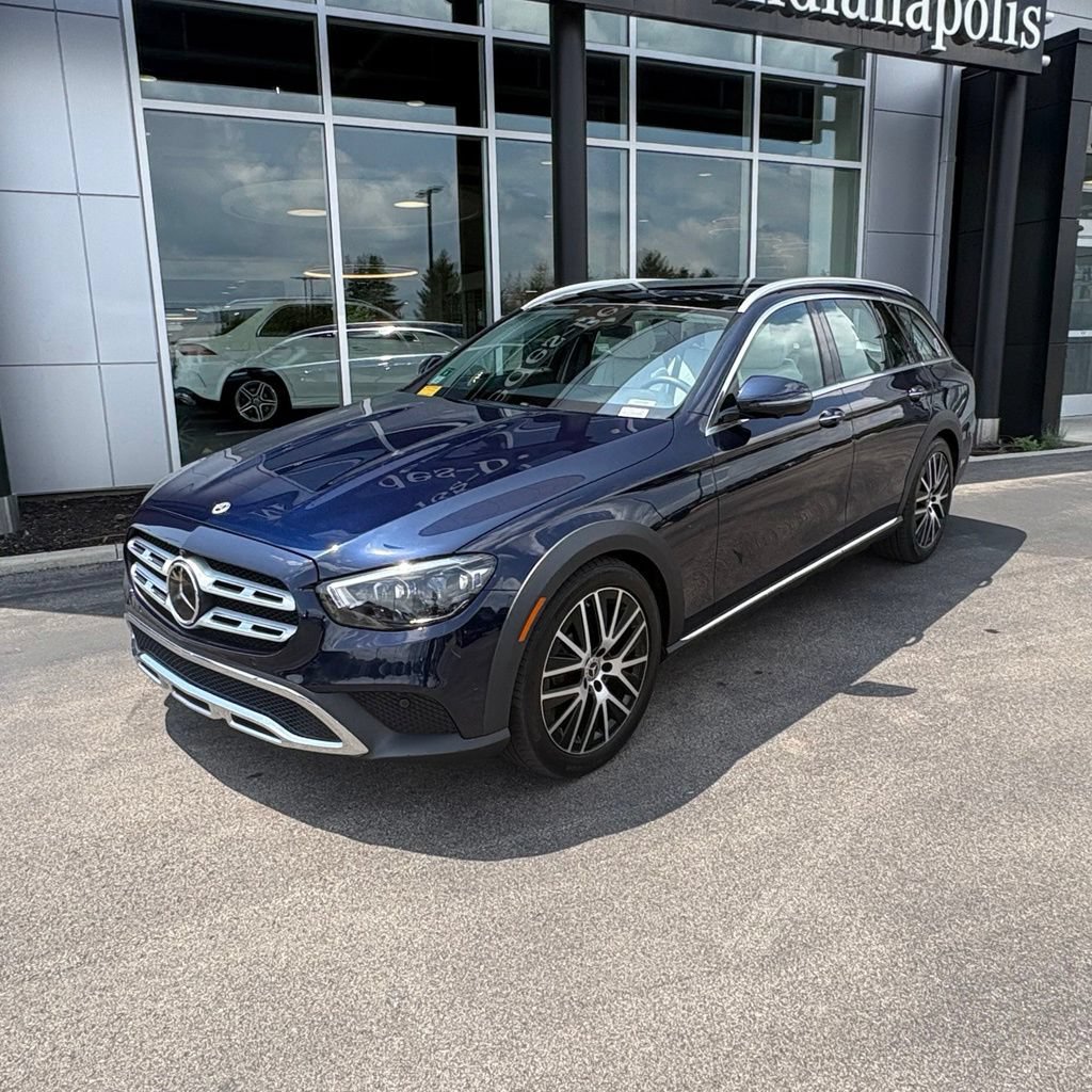 Used 2021 Mercedes-Benz E 450 4MATIC All-Terrain Wagon image 2