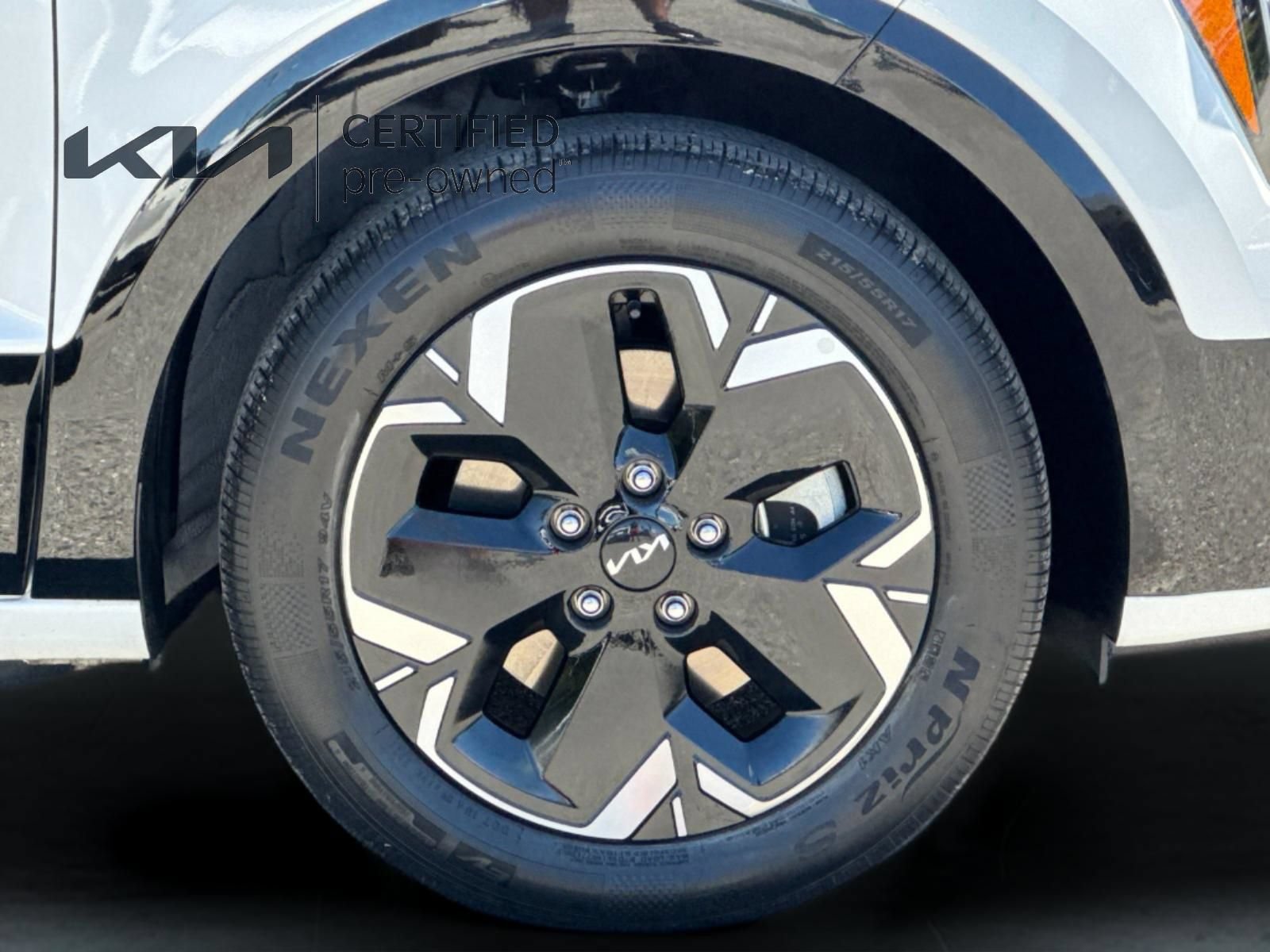 Certified 2023 Kia Niro Wind FWD image 26