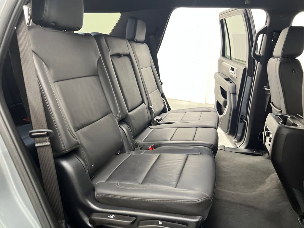 Used 2025 Chevrolet Tahoe Z71 image 17