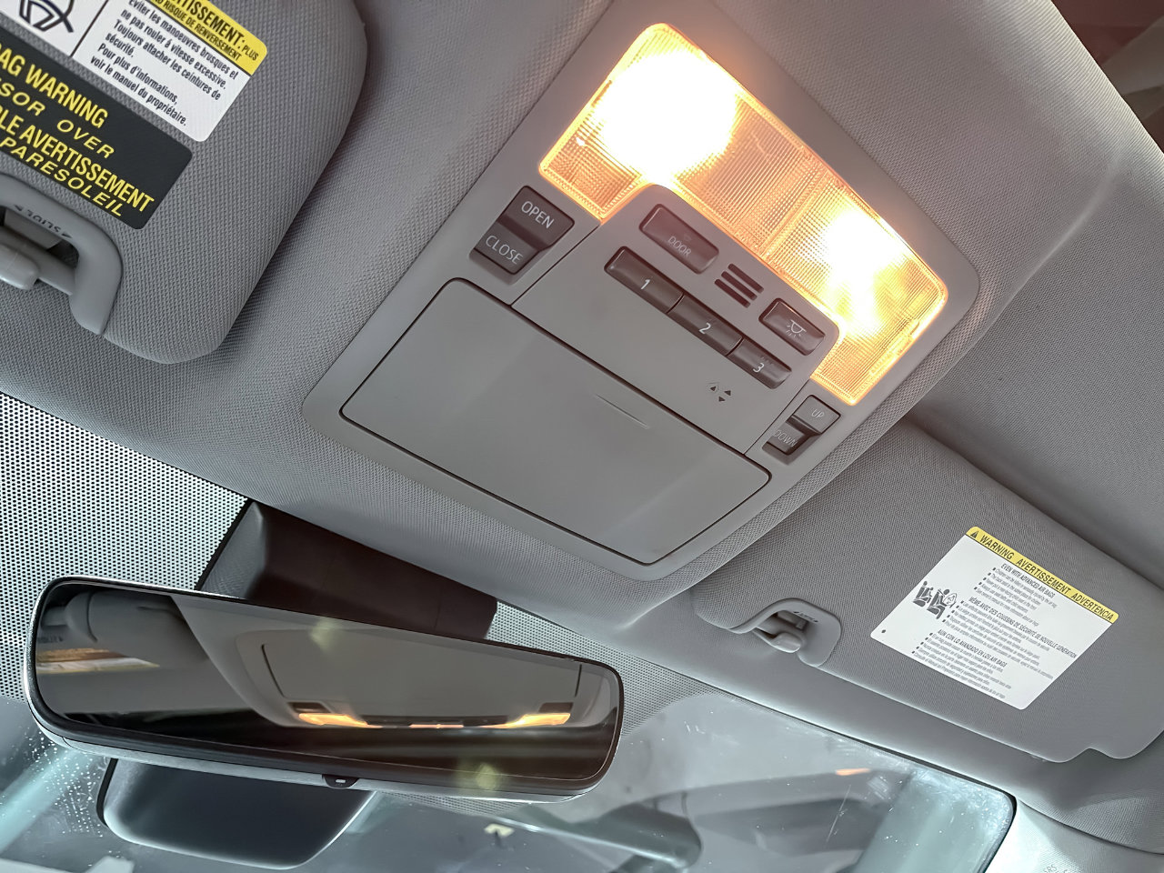 Used 2019 Toyota Highlander XLE image 24