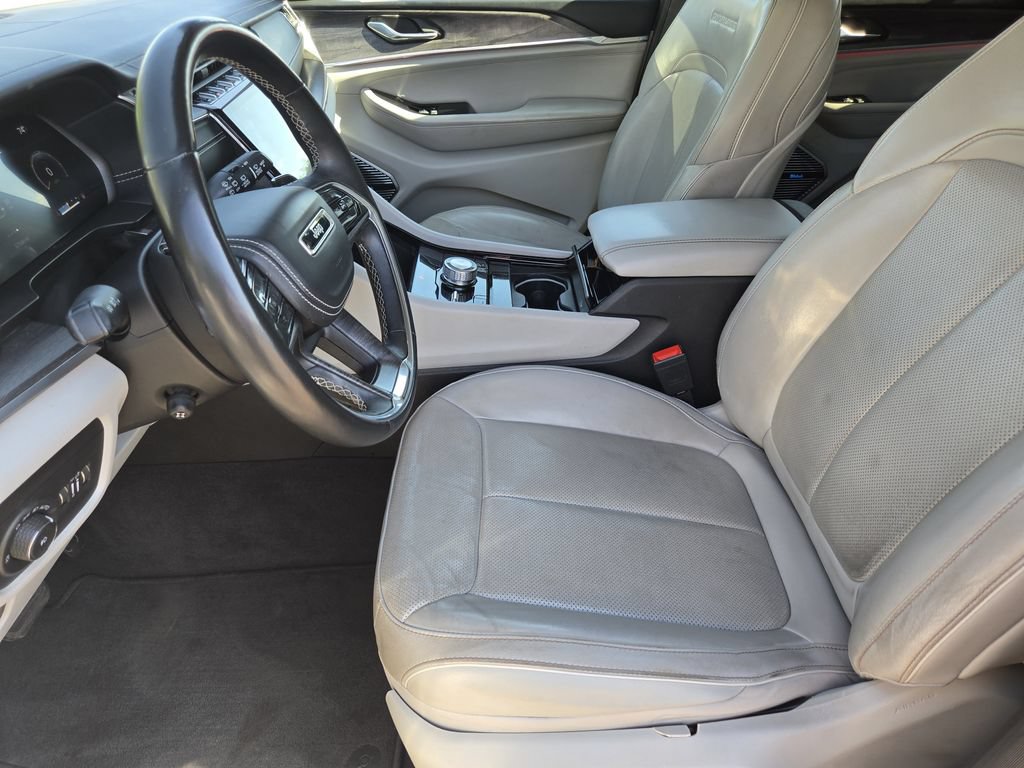 Used 2021 Jeep Grand Cherokee L Overland AWD/4WD image 13