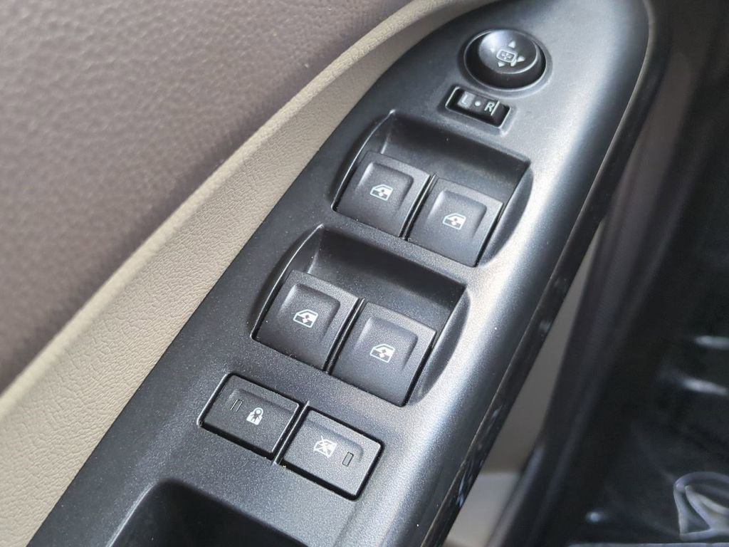 Used 2019 GMC Canyon SLT w/ Trailering Package image 25