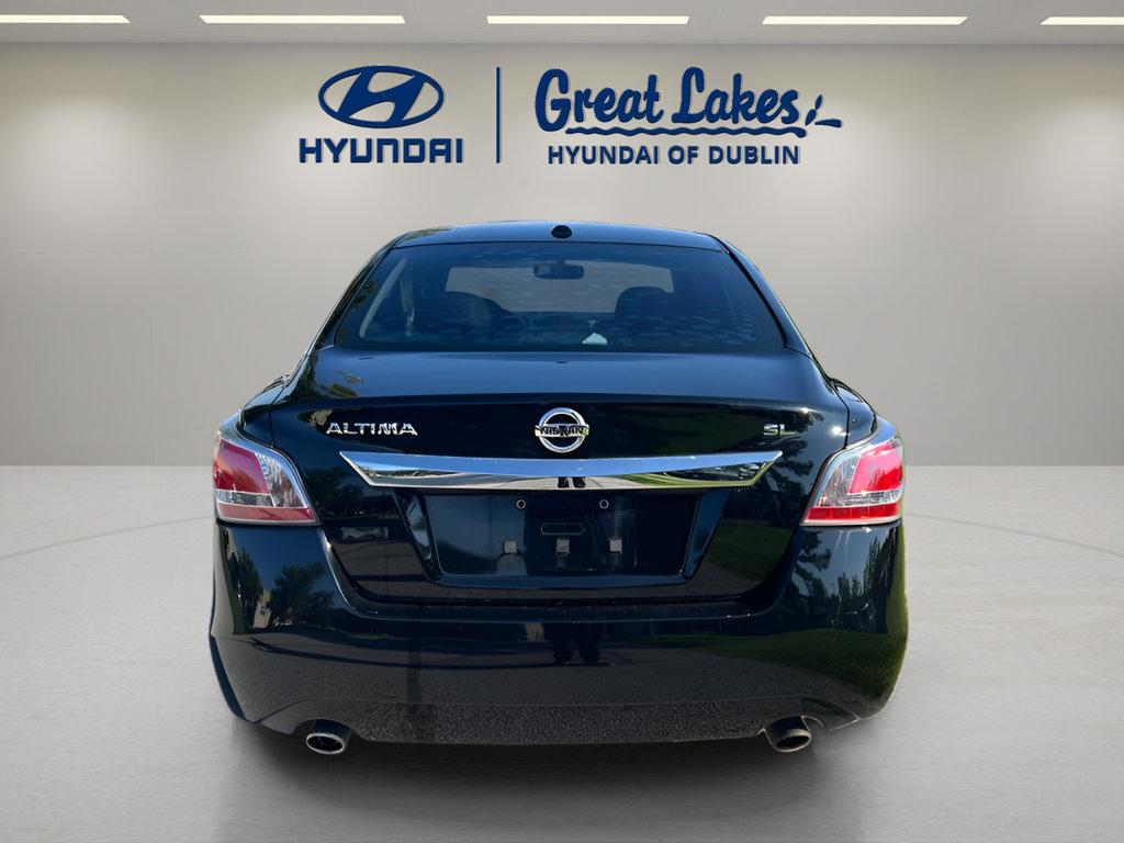Used 2015 Nissan Altima 2.5 SL w/ Moonroof Package FWD image 7