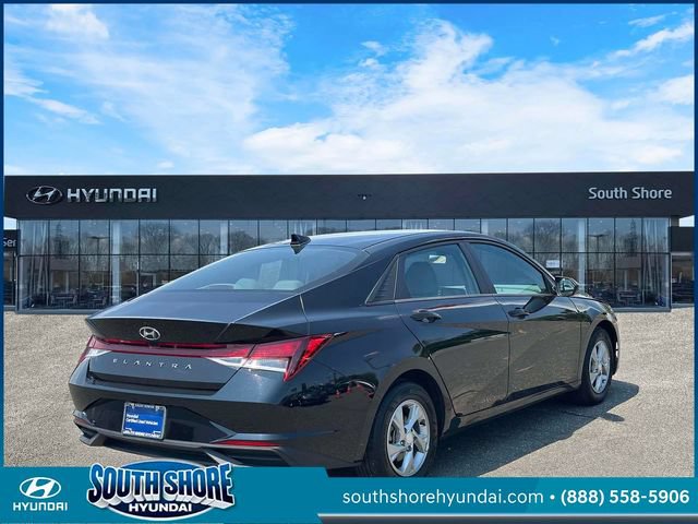 Certified 2023 Hyundai Elantra SE FWD image 6