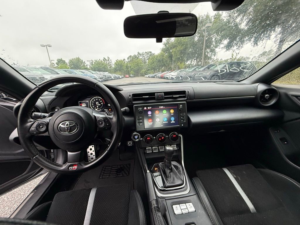 Used 2022 Toyota GR86 Premium image 20
