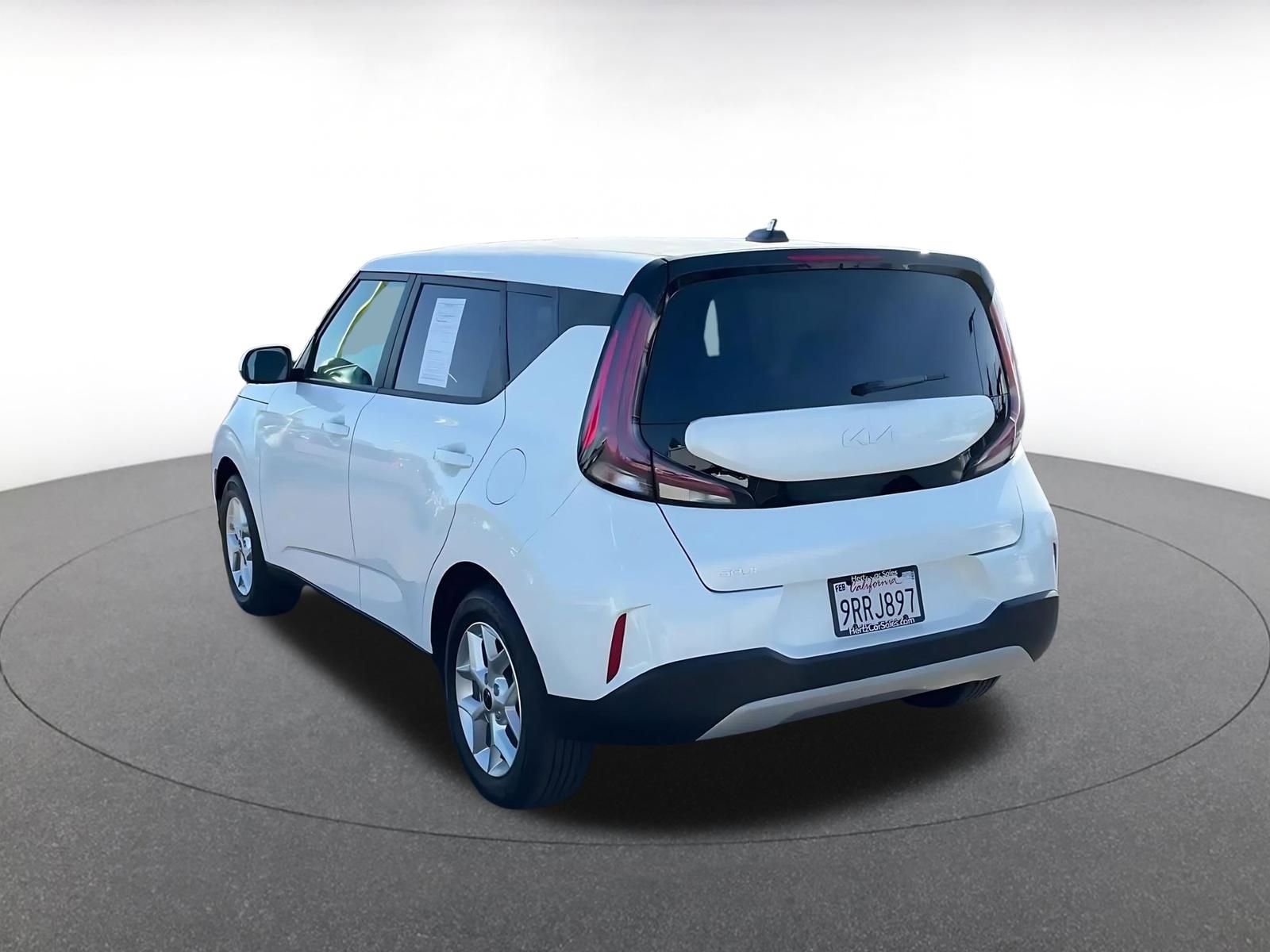 Used 2025 Kia Soul LX w/ LX Technology Package image 11