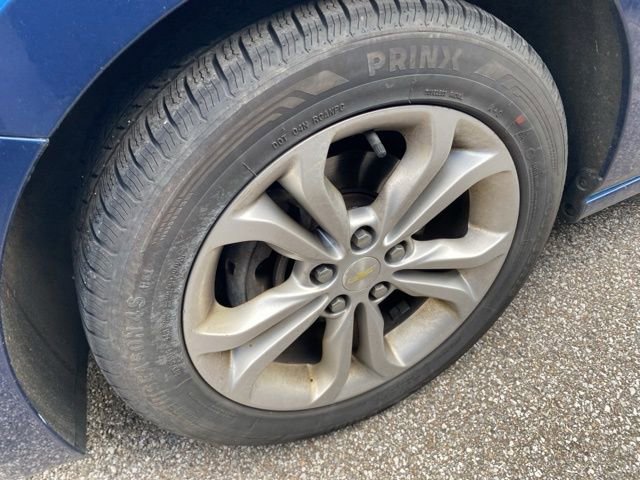 Used 2019 Chevrolet Cruze LT w/ Convenience Package image 7