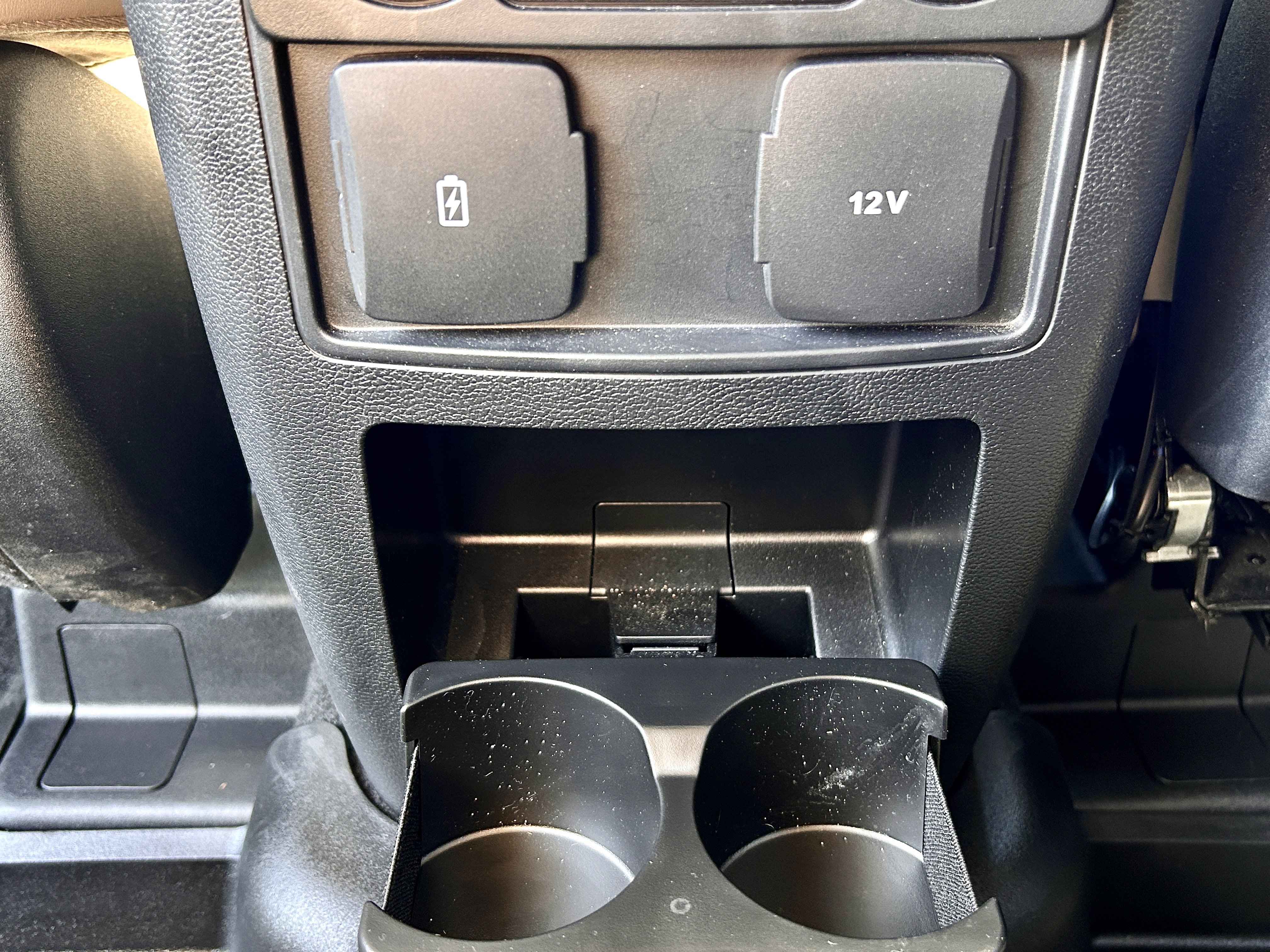 Used 2023 Ford Explorer XLT w/ Equipment Group 202A image 37