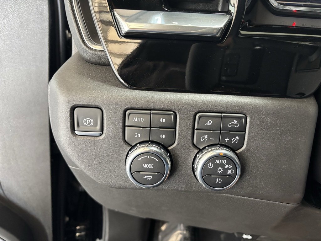 New 2025 GMC Sierra 1500 SLT w/ SLT Premium Plus Package image 5