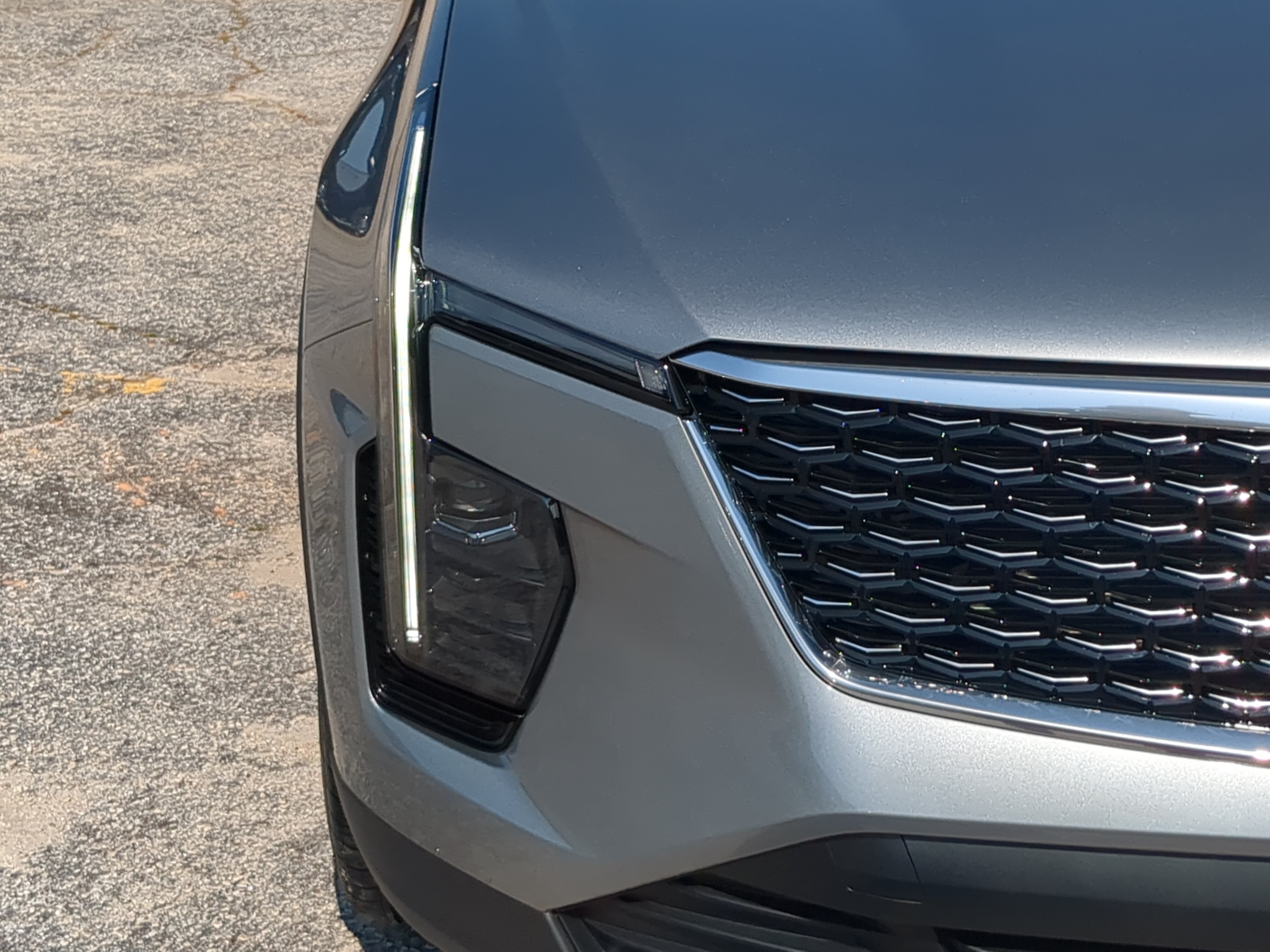 Used 2024 Cadillac XT4 Luxury FWD image 8