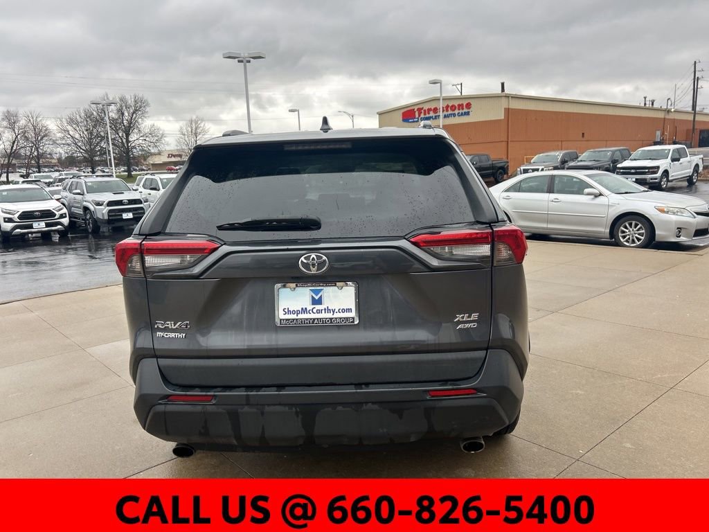 Used 2021 Toyota RAV4 XLE image 9