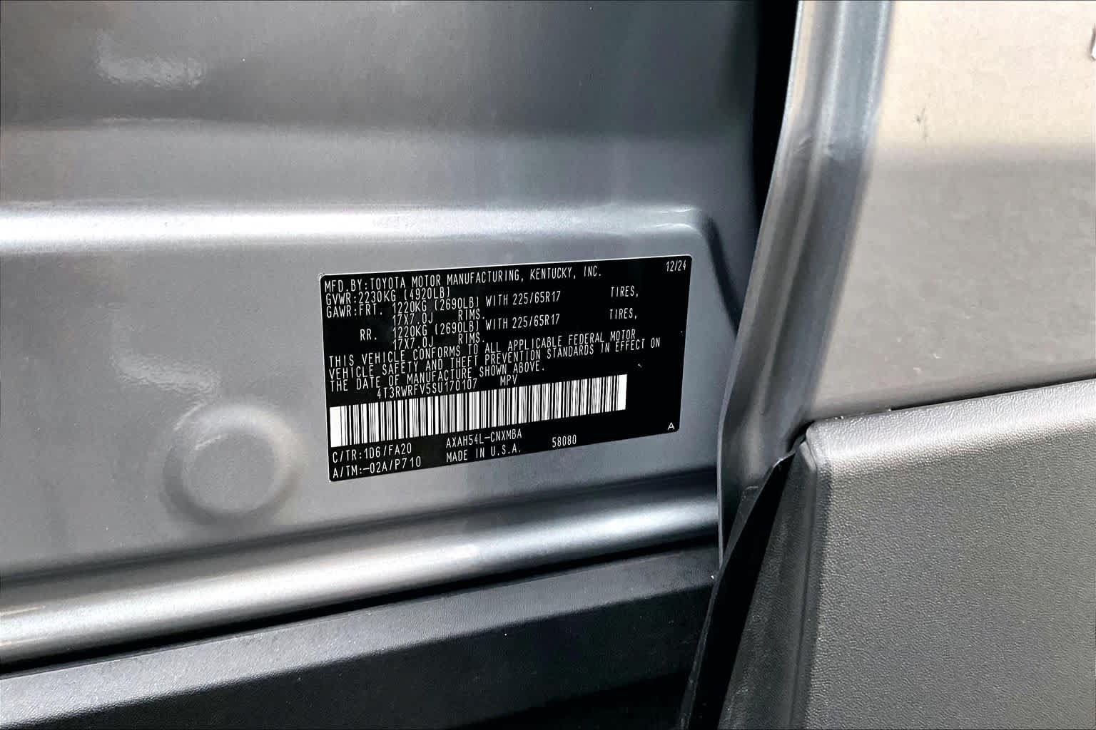 Certified 2025 Toyota RAV4 XLE AWD/4WD image 34