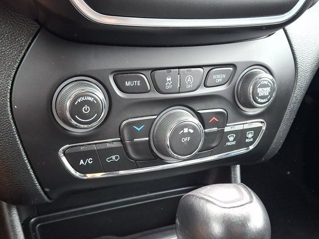 Certified 2021 Jeep Cherokee Latitude Lux AWD/4WD image 19
