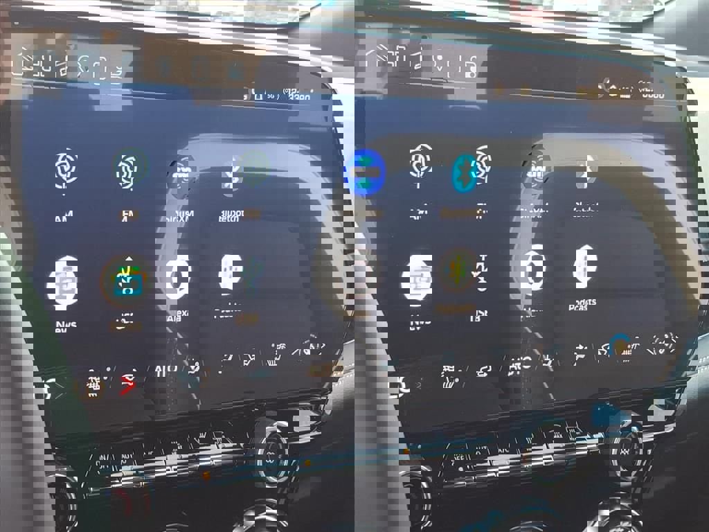 New 2025 Chevrolet Blazer EV LT image 21