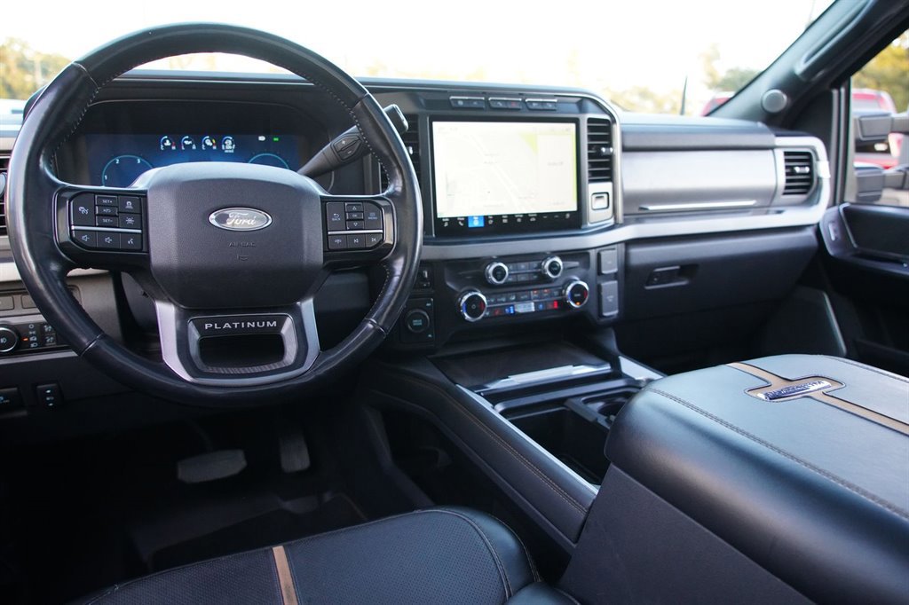 Used 2024 Ford F450 Platinum w/ FX4 Off-Road Package image 15