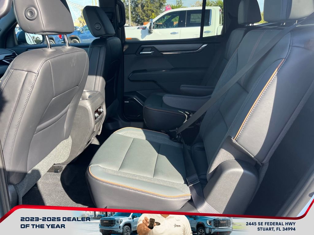 New 2026 GMC Acadia AT4 w/ Luxury Package image 11