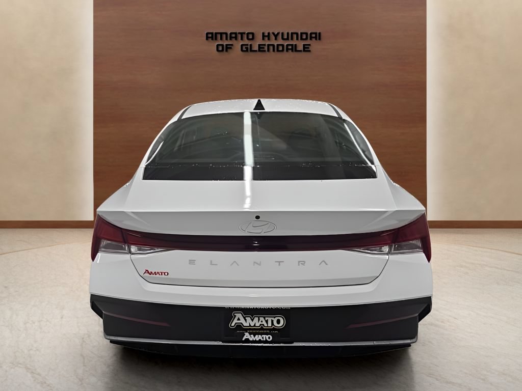 New 2026 Hyundai Elantra SE FWD image 5