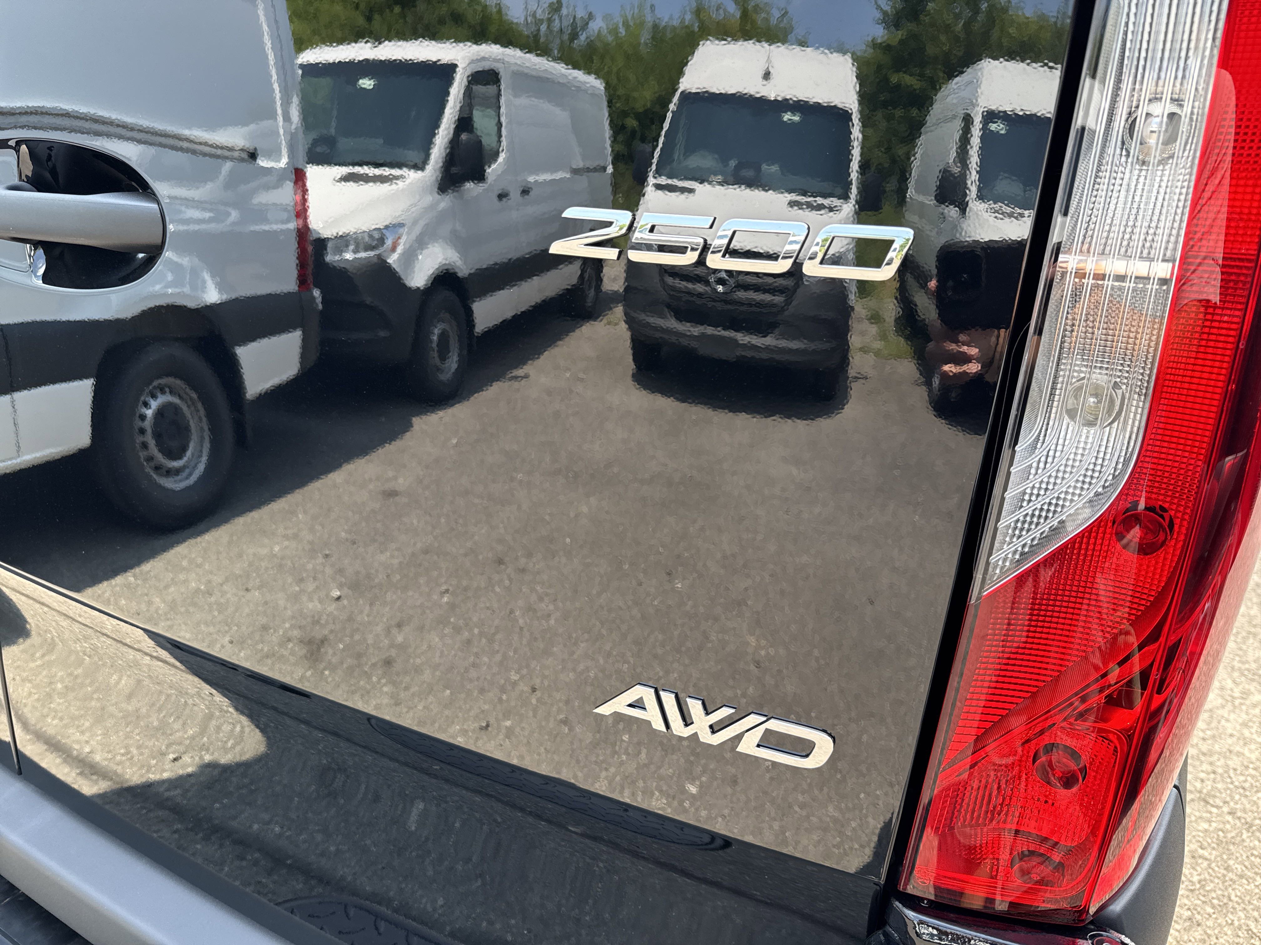 New 2025 Mercedes-Benz Sprinter 2500 image 7