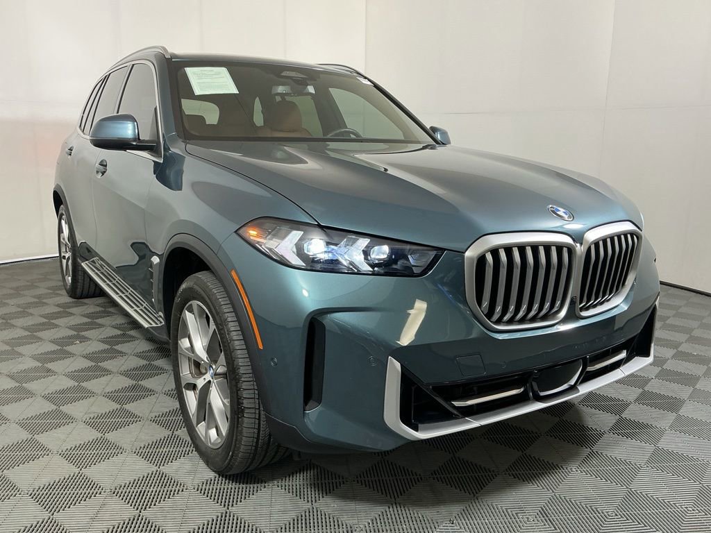 Certified 2024 BMW X5 sDrive40i w/ Parking Assistance Package RWD image 4
