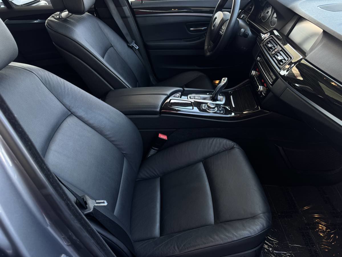 Used 2013 BMW 535i Sedan RWD image 23