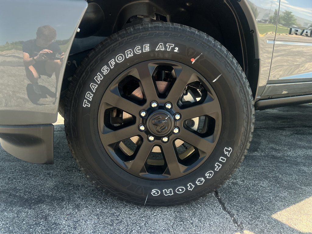 New 2026 RAM 2500 Laramie AWD/4WD image 9