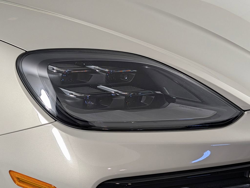 New 2026 Porsche Cayenne Coupe image 15