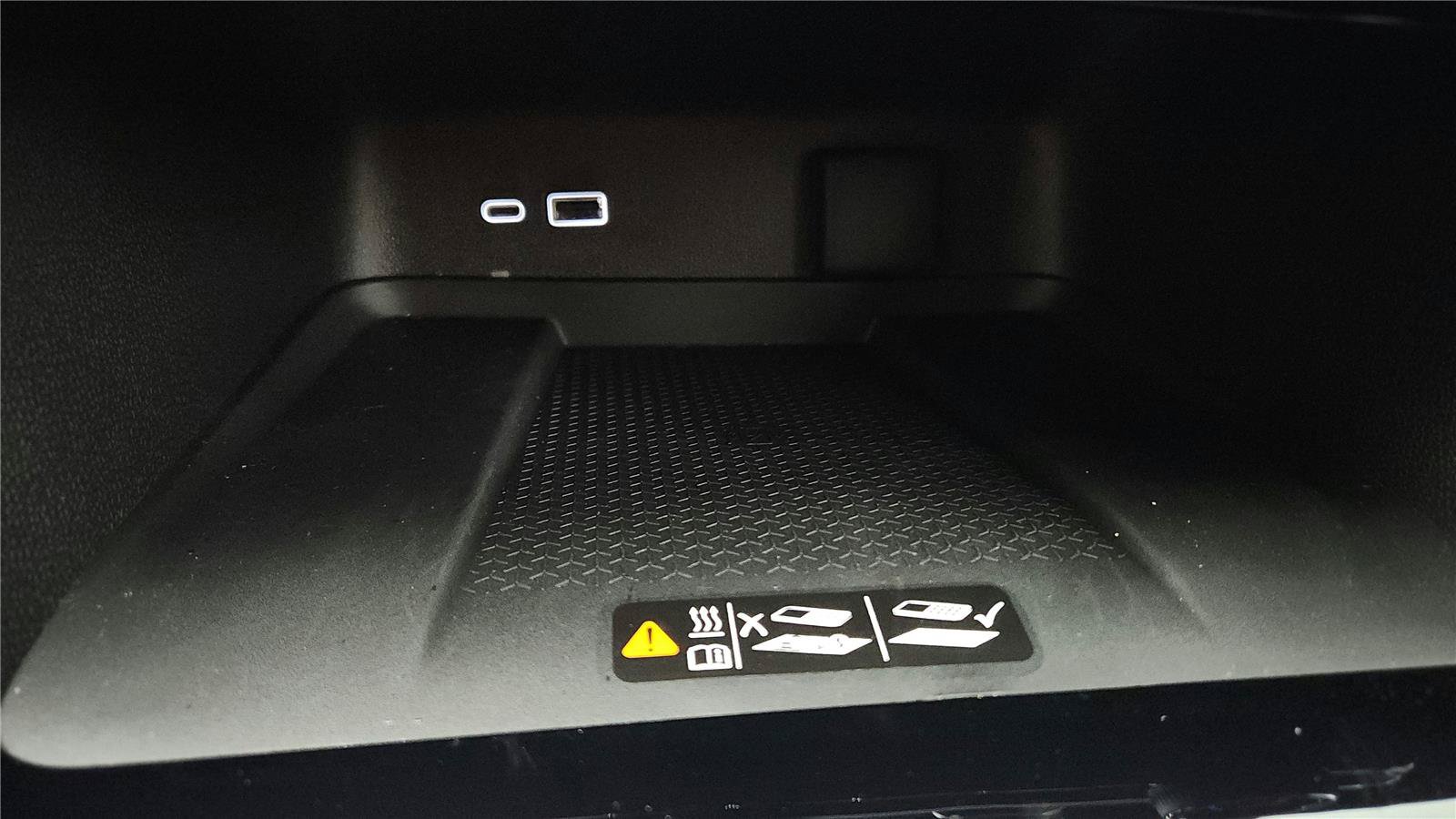 New 2026 Chevrolet Traverse RS AWD/4WD image 27