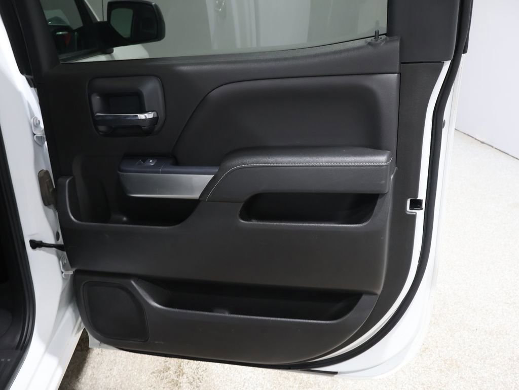 Used 2018 Chevrolet Silverado 1500 LT w/ All Star Edition image 22