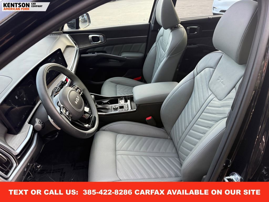 Used 2025 Kia Sorento SX Prestige w/ Sage Leather Package image 35
