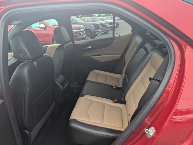 Used 2023 Chevrolet Equinox Premier AWD/4WD image 10
