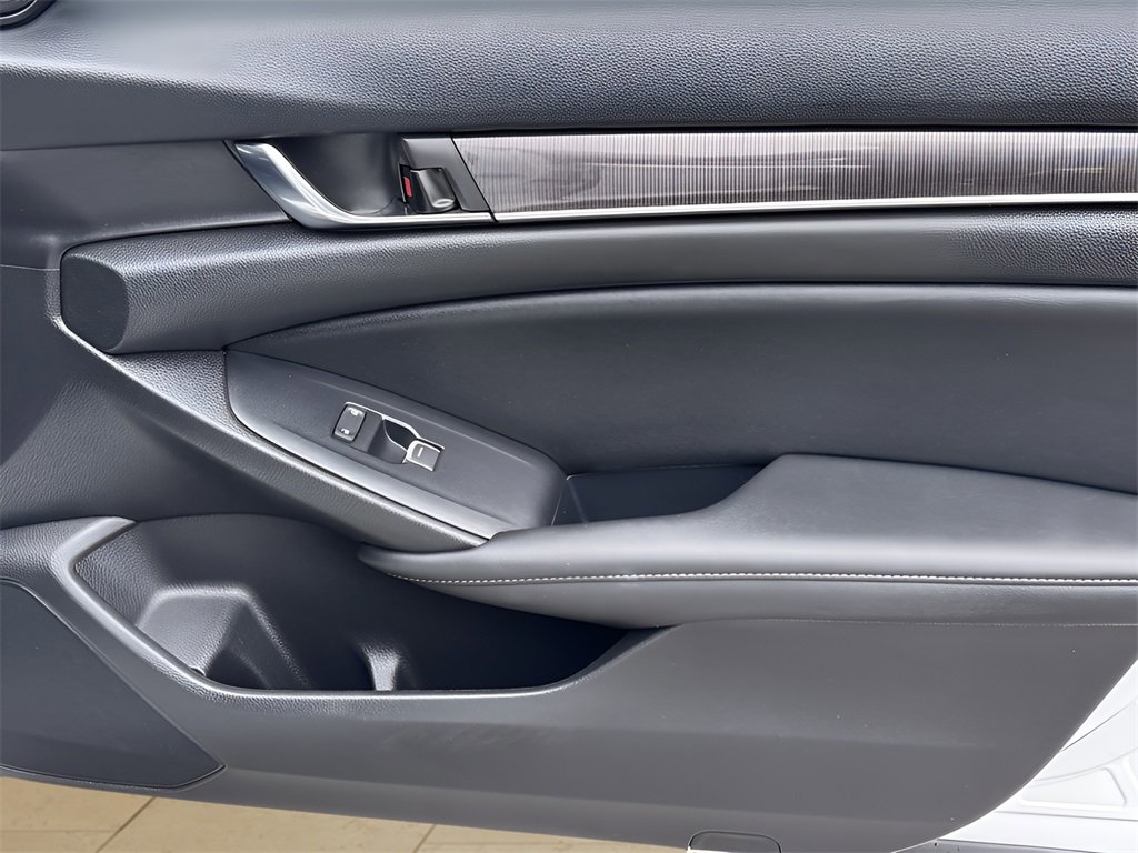 Used 2022 Honda Accord Sport image 29