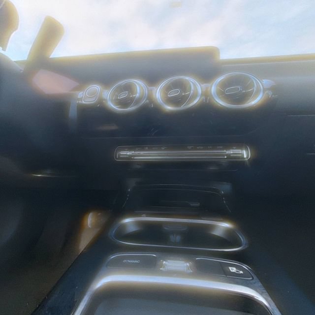 Used 2025 Mercedes-Benz CLA 250 image 24