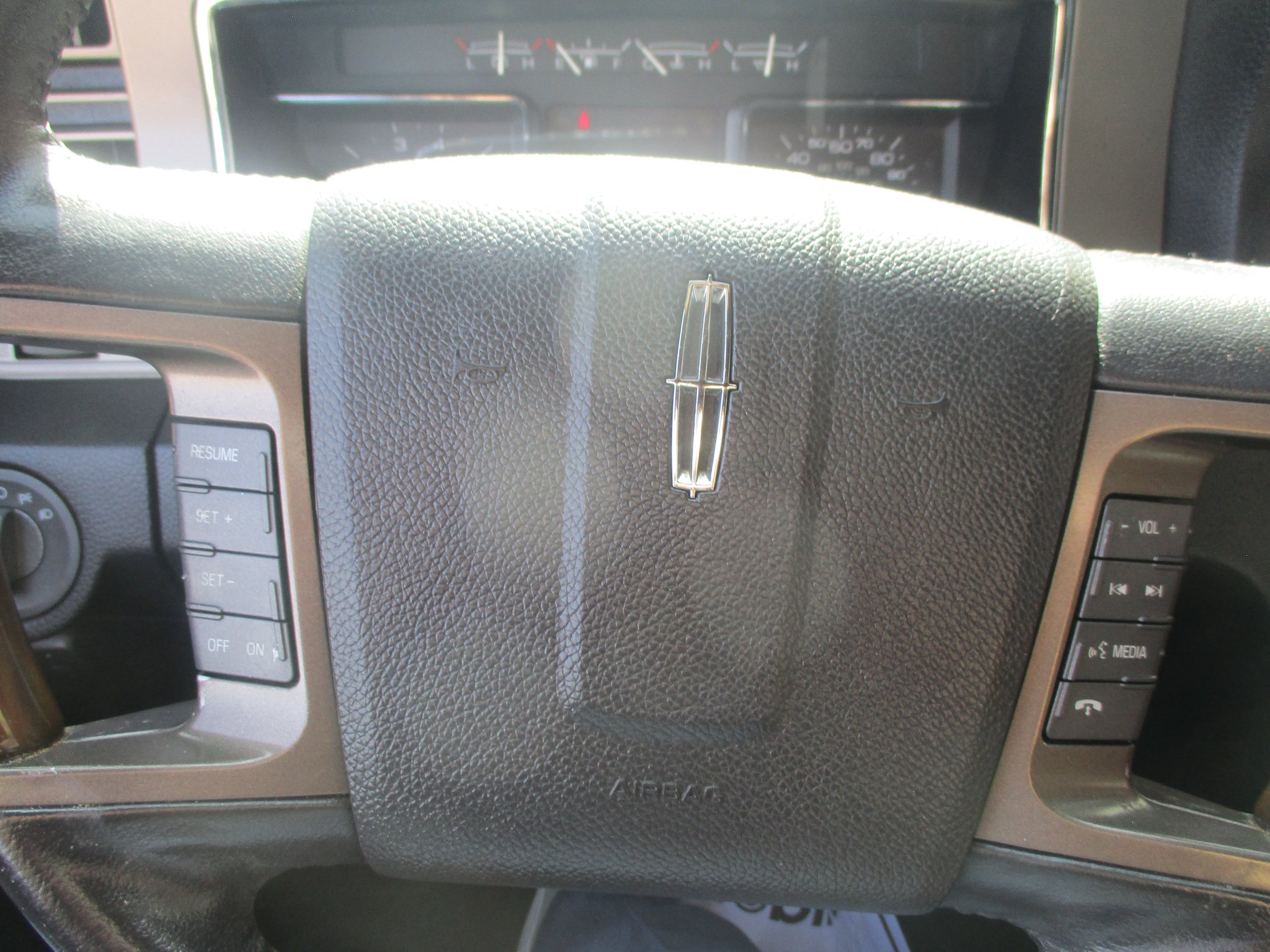 Used 2014 Lincoln Navigator 2WD image 19