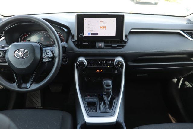 Used 2025 Toyota RAV4 XLE image 15