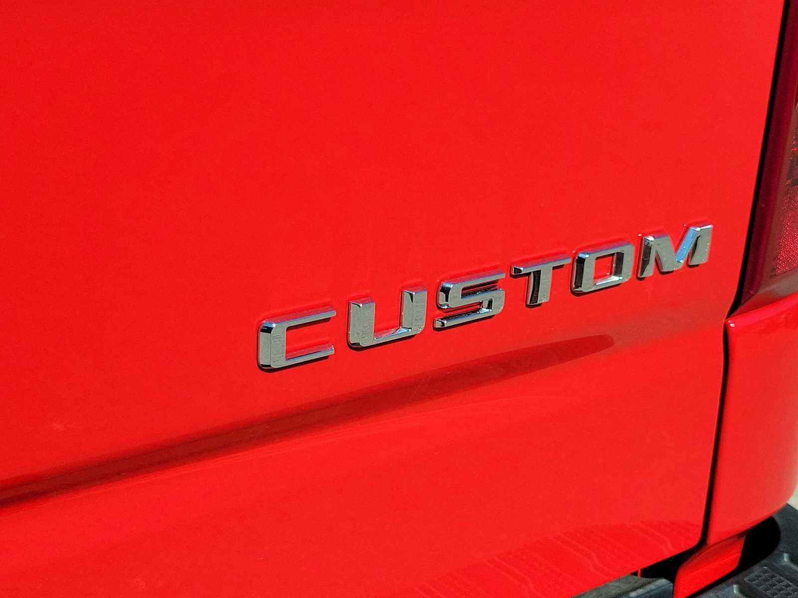 New 2026 Chevrolet Silverado 1500 Custom Trail Boss w/ LPO, Dark Essentials Package AWD/4WD image 15