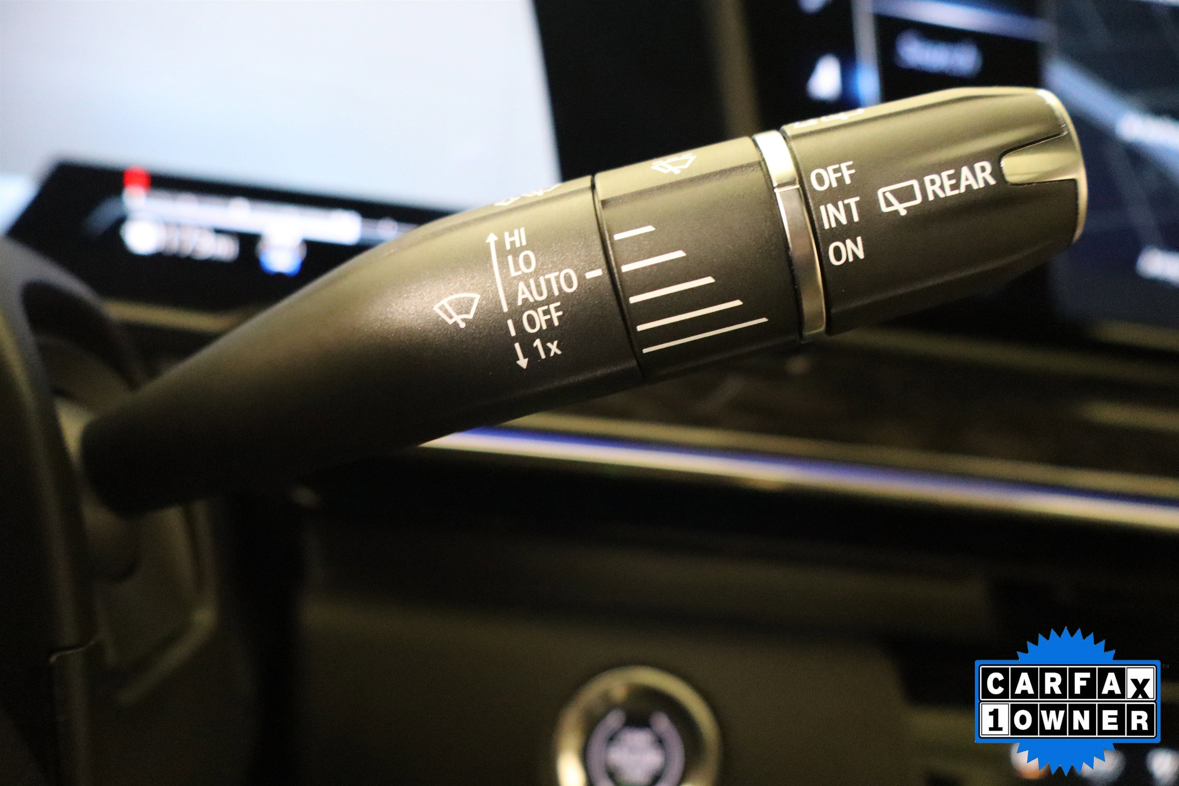 Used 2023 Cadillac Escalade ESV Premium Luxury w/ LPO, Radiant Package image 34