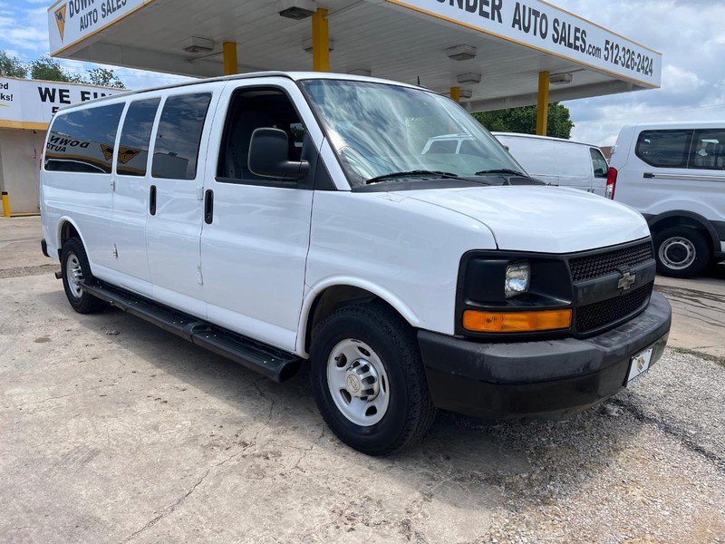 Used 2012 Chevrolet Express 3500 LS RWD image 3