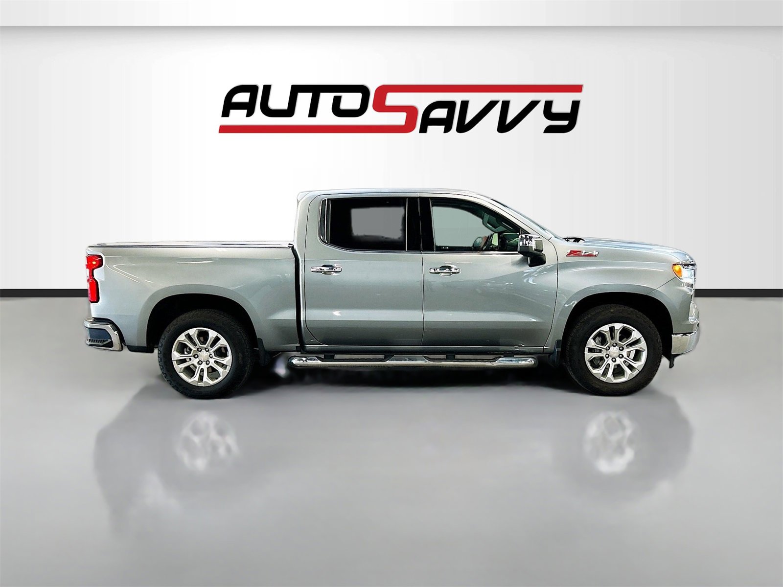 Used 2024 Chevrolet Silverado 1500 LTZ w/ LTZ Premium Package image 8