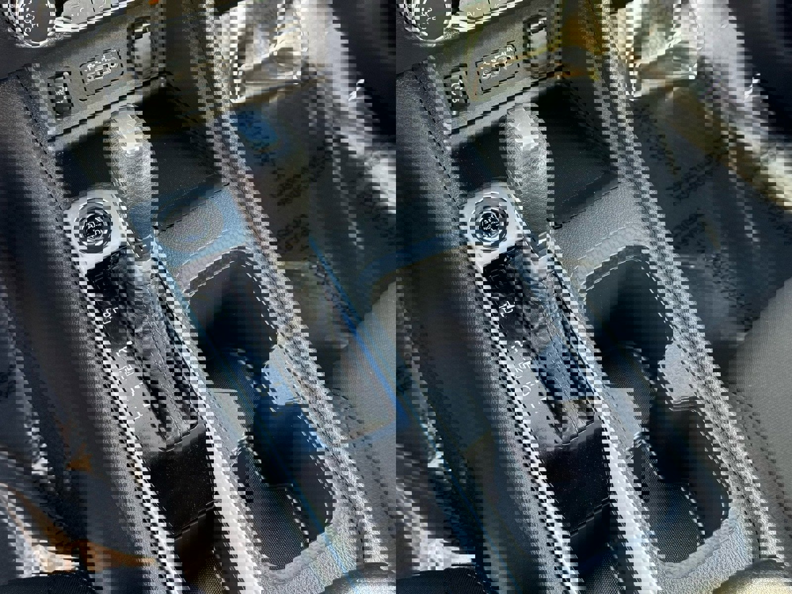 Used 2024 Nissan Sentra SV image 32