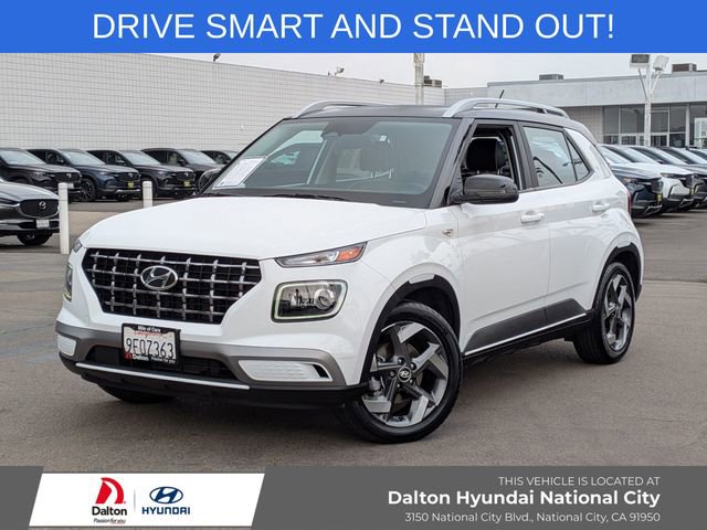 Used 2023 Hyundai Venue Limited FWD image 1