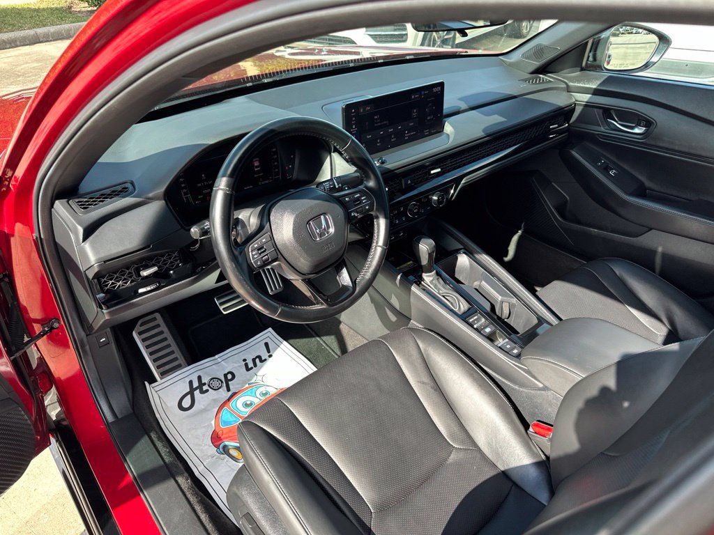 Used 2025 Honda Accord Sport image 13