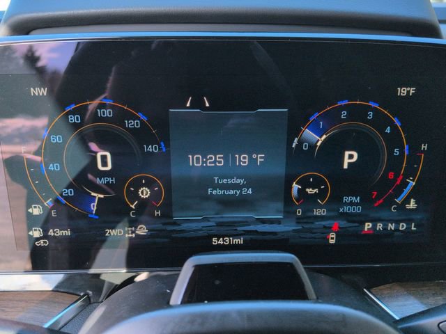 Used 2026 Chevrolet Tahoe High Country image 12