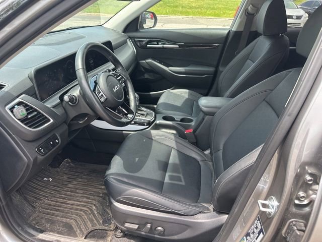 Certified 2024 Kia Seltos EX AWD/4WD image 12